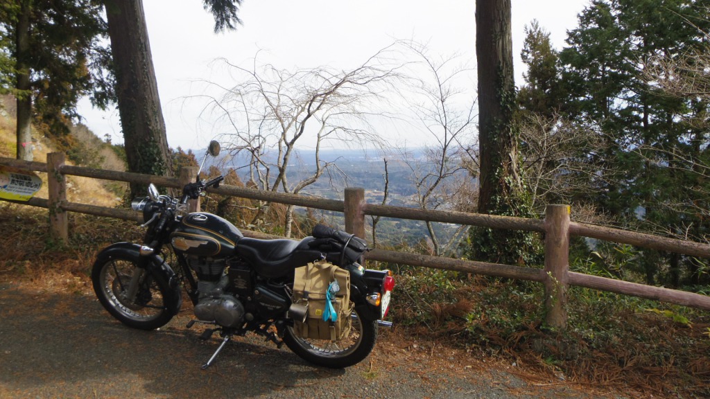 滝沢展望台　バイク